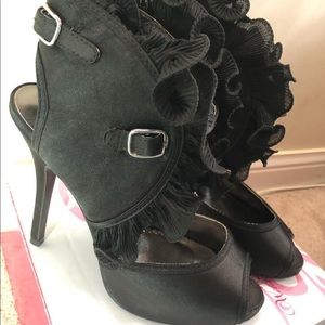 Wild Rose Black Heels